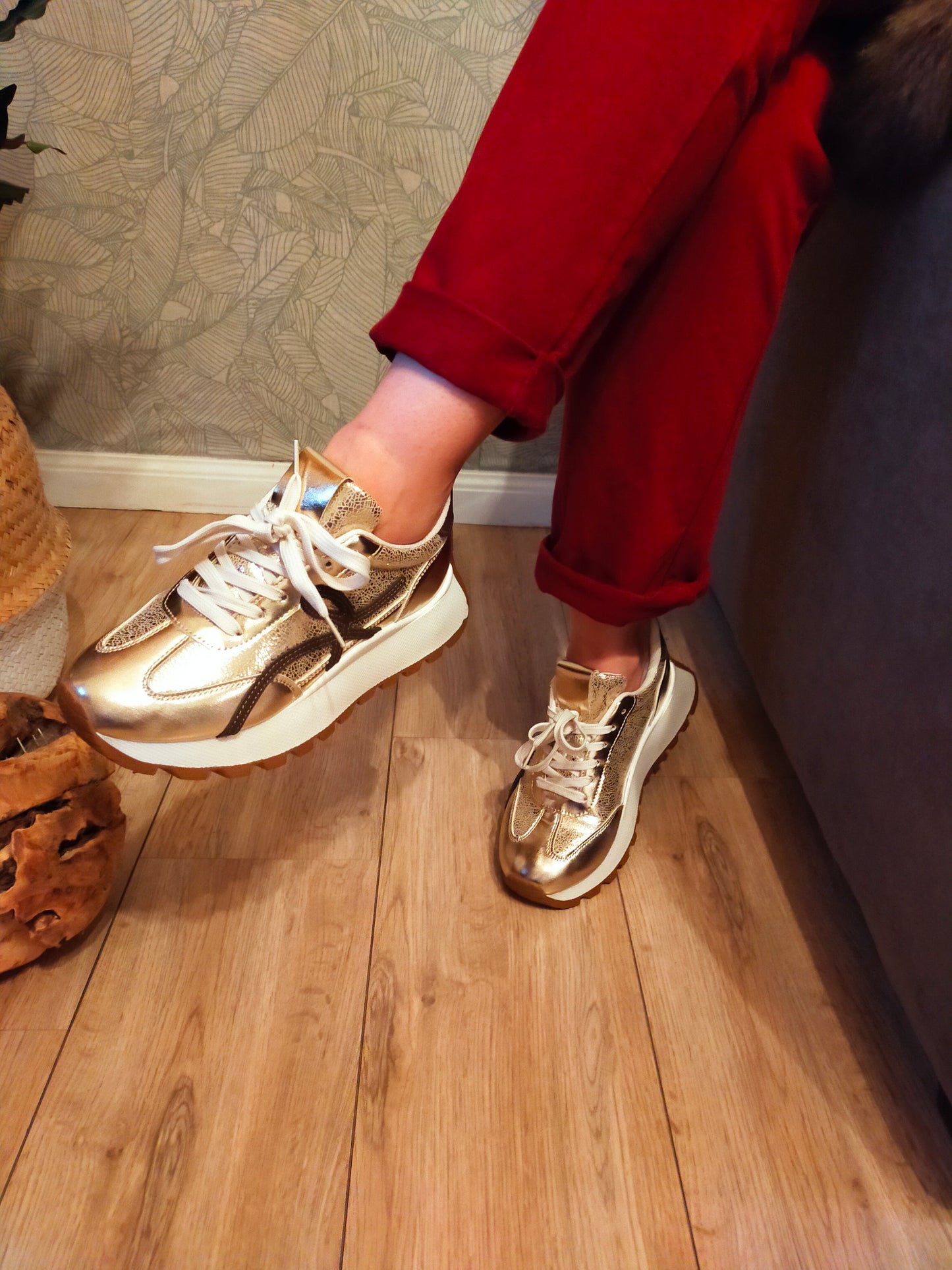 SNEACKERS DORÉ