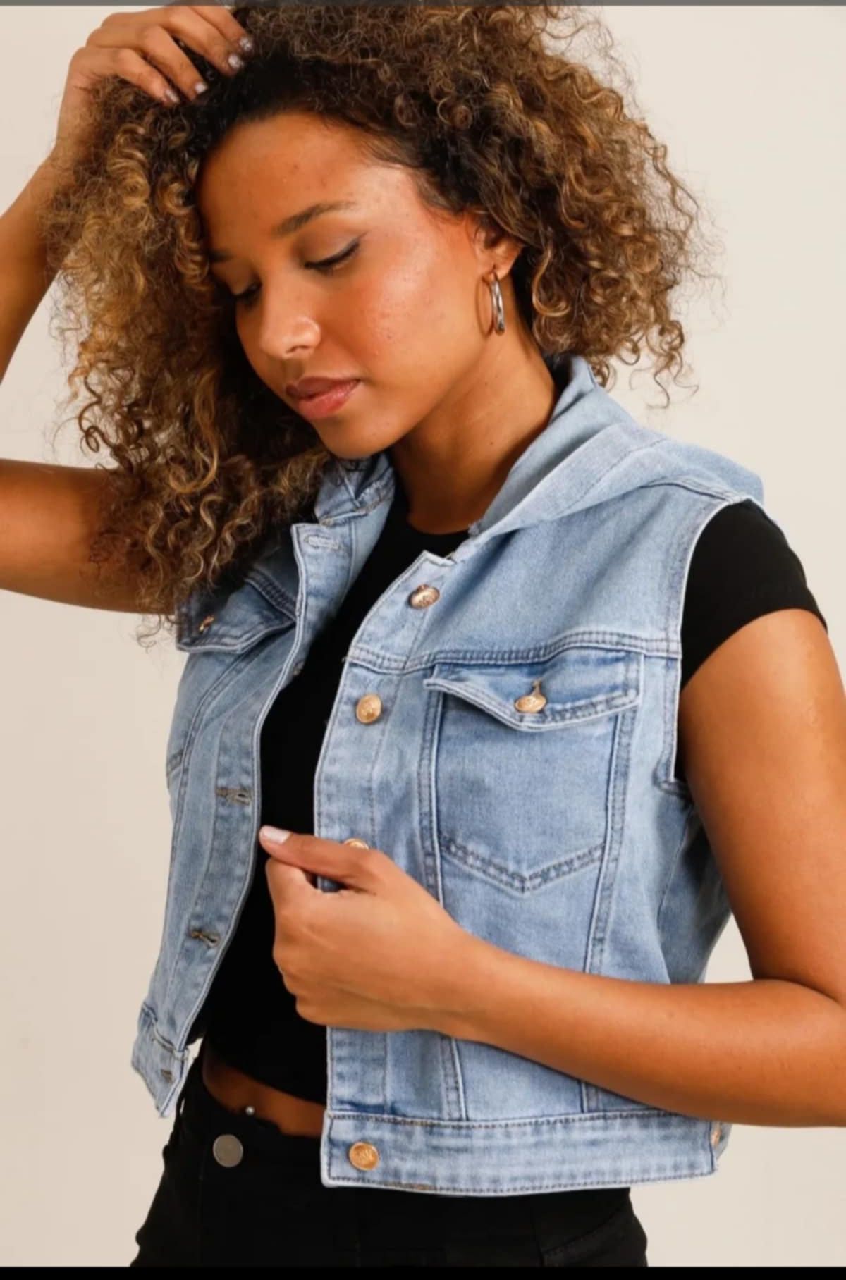VESTE JESSY en jeans s/manches à capuche