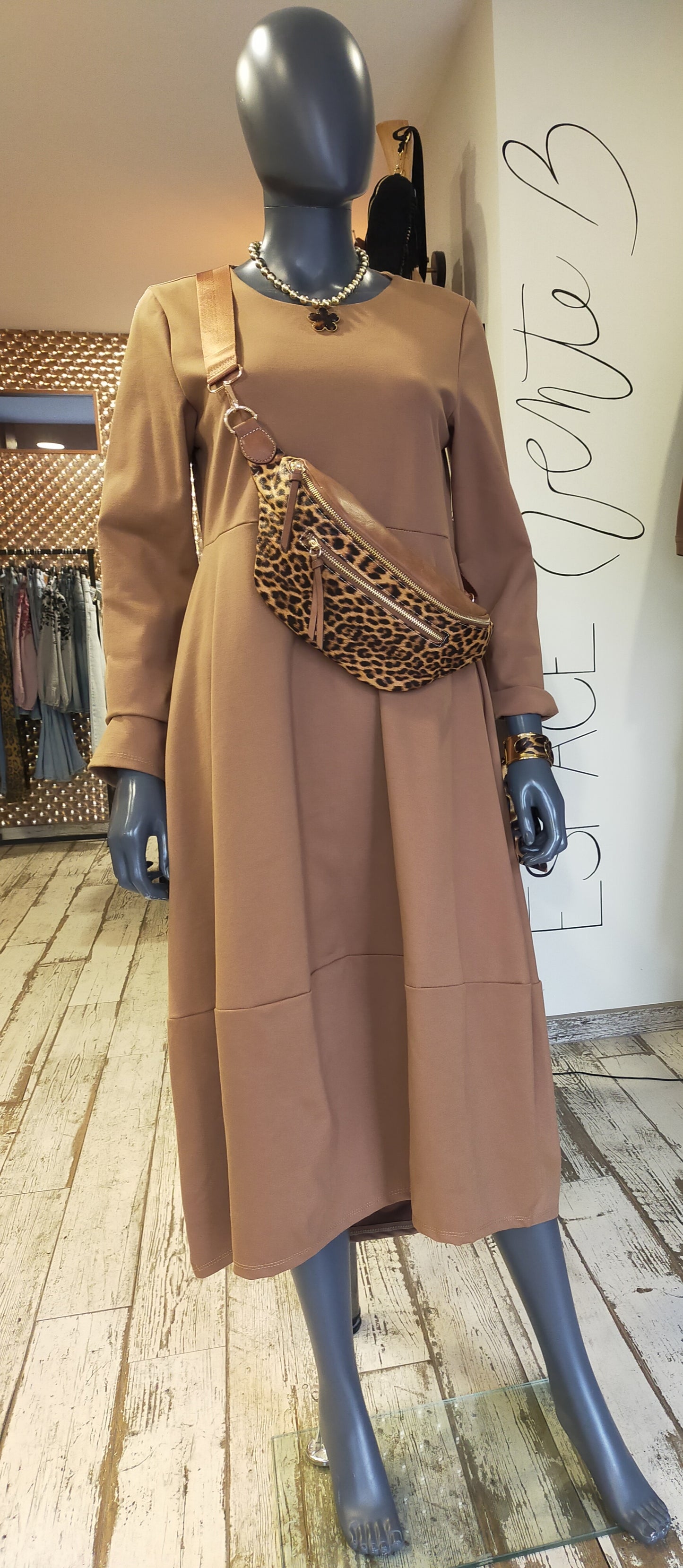 ROBE PACCI - Camel